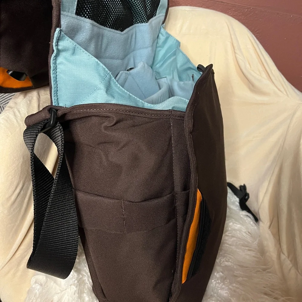 NWT Crumpler Hee-Goer Camera/Laptop Bag (Brown)